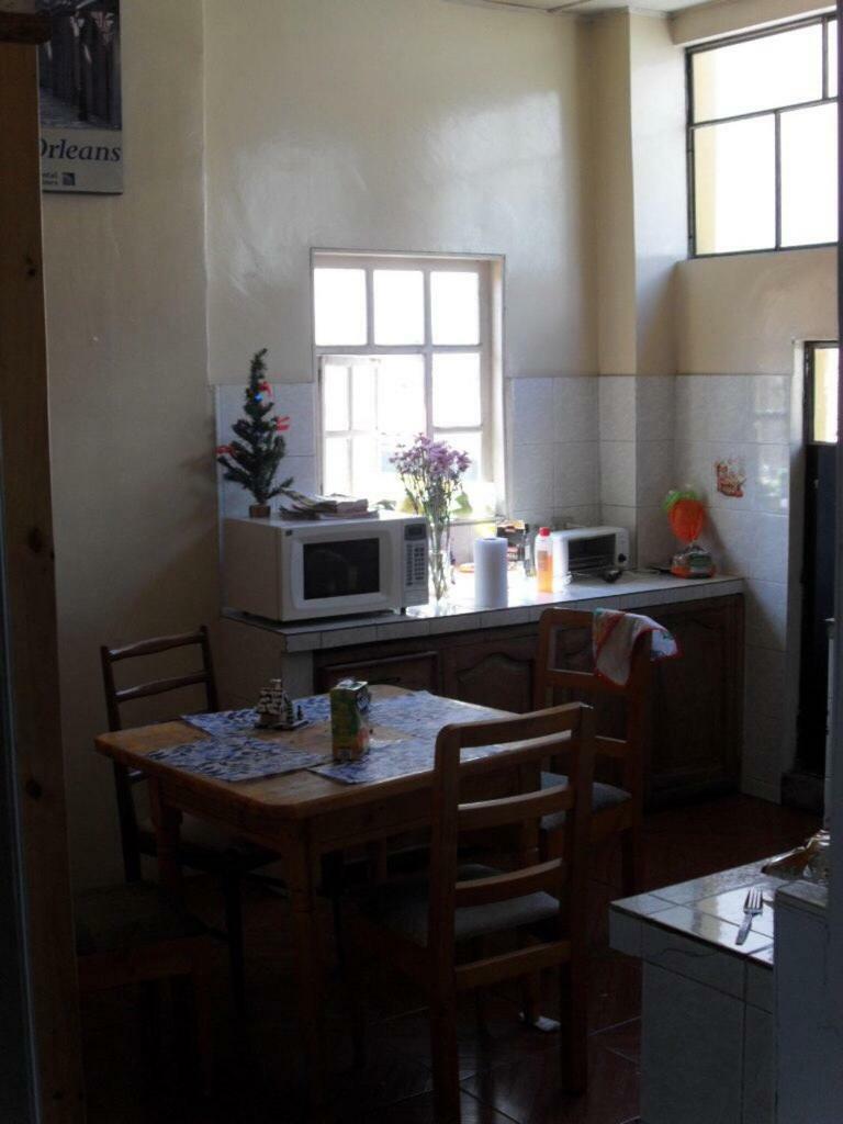 Volunteer House Hotel Кито Екстериор снимка