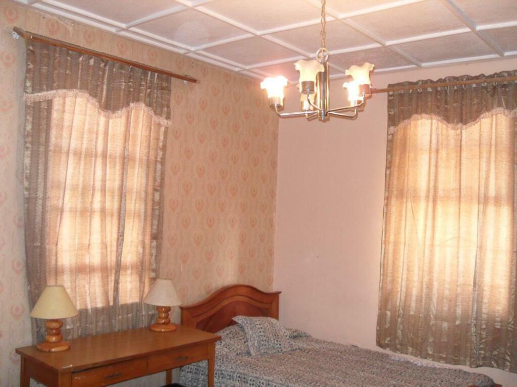 Volunteer House Hotel Кито Екстериор снимка