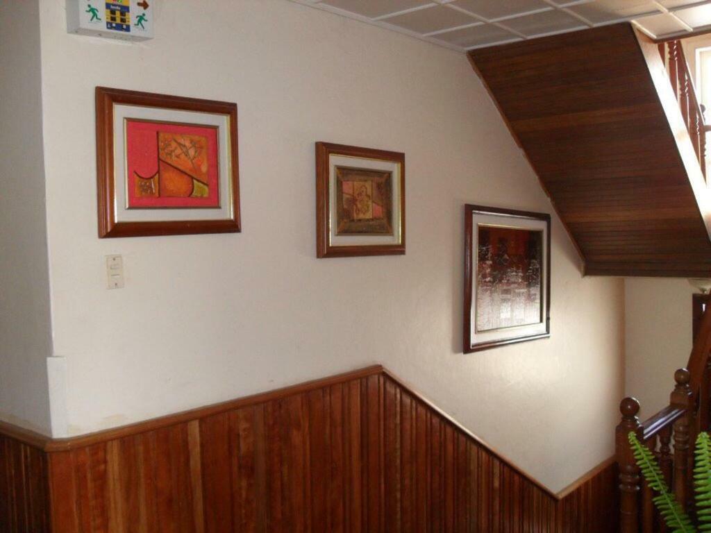 Volunteer House Hotel Кито Екстериор снимка